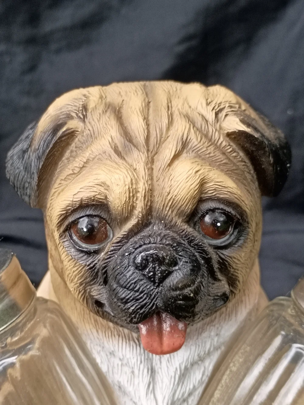 Adorable Hugging Tan Pug Dog Decorative Glass Salt Pepper Shakers Holder